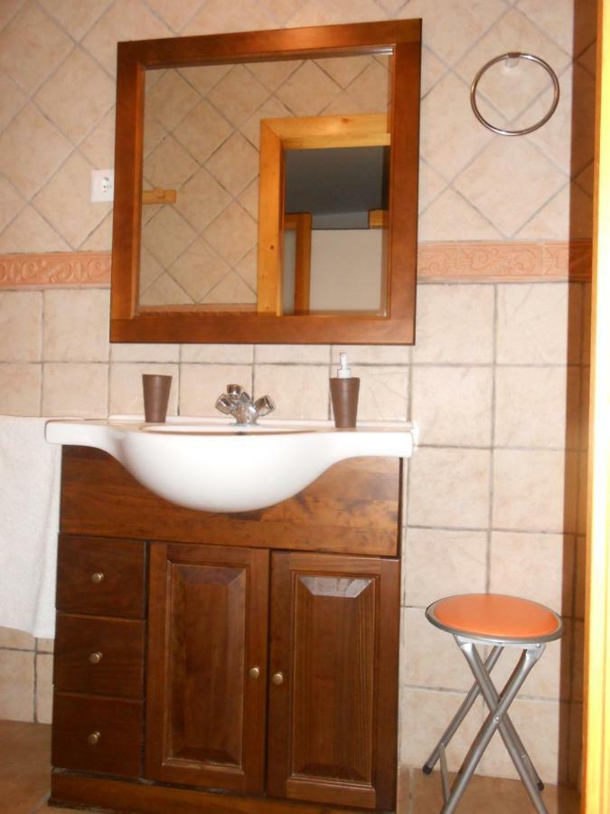 El Portal Viejo Apartment Cabezuela Del Valle Luaran gambar